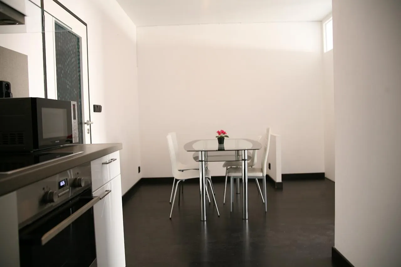 Boutique Lofts 0*, Praga